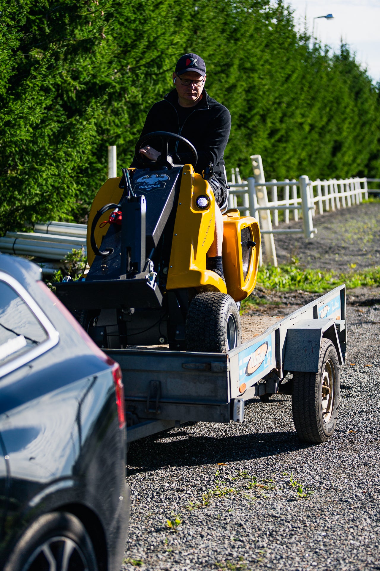 Heracles H130 - 3WD kompakt laster med 400kg Løft Avant-feste