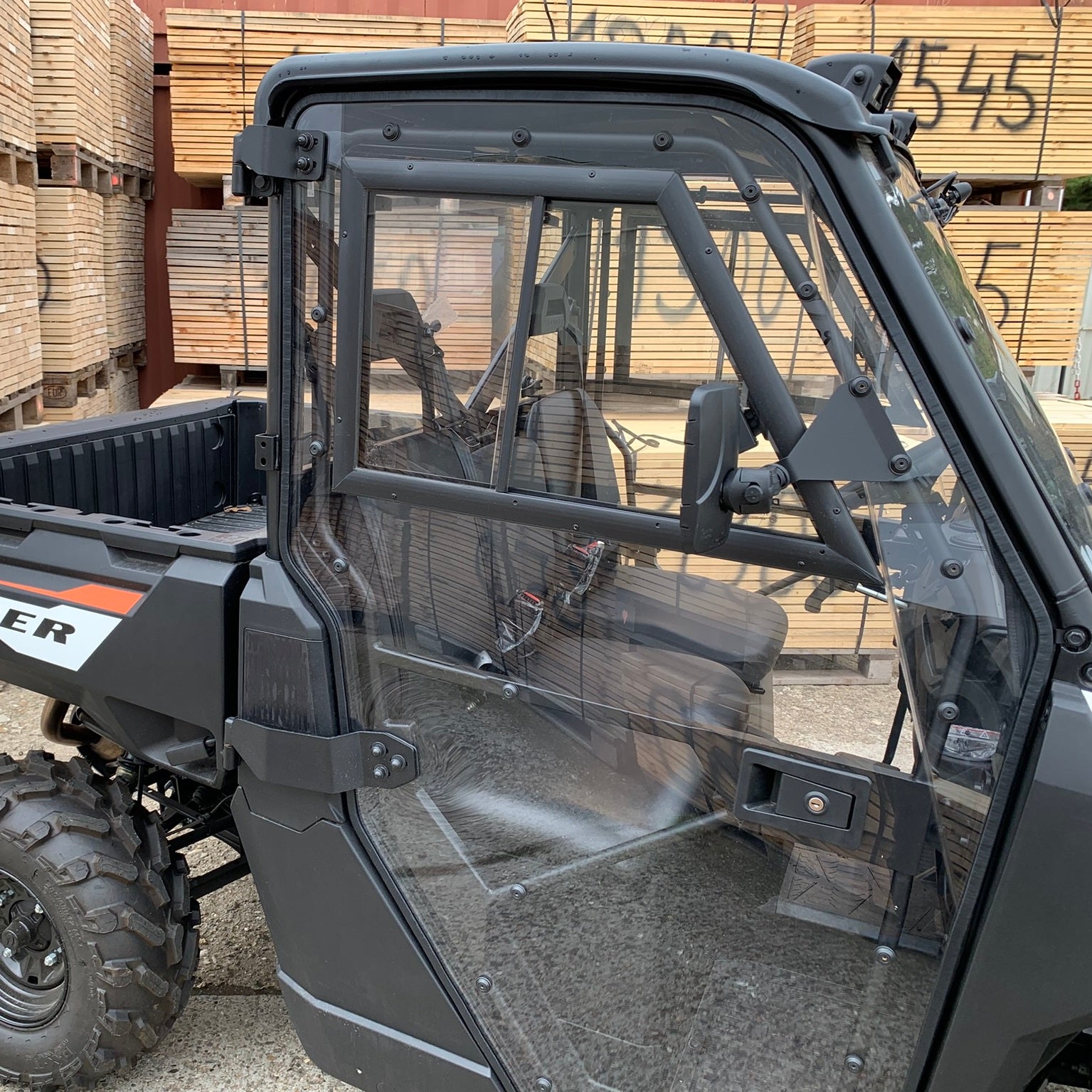 DFK Premium Full cab + wipe/wash, heating Polaris Ranger XP 1000 + Diesel 2020->