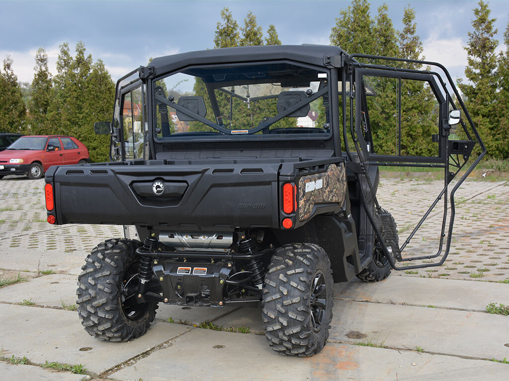 DFK Full cab  + wiper/ washer, heating Can-Am Defender/Traxter 2016-2019