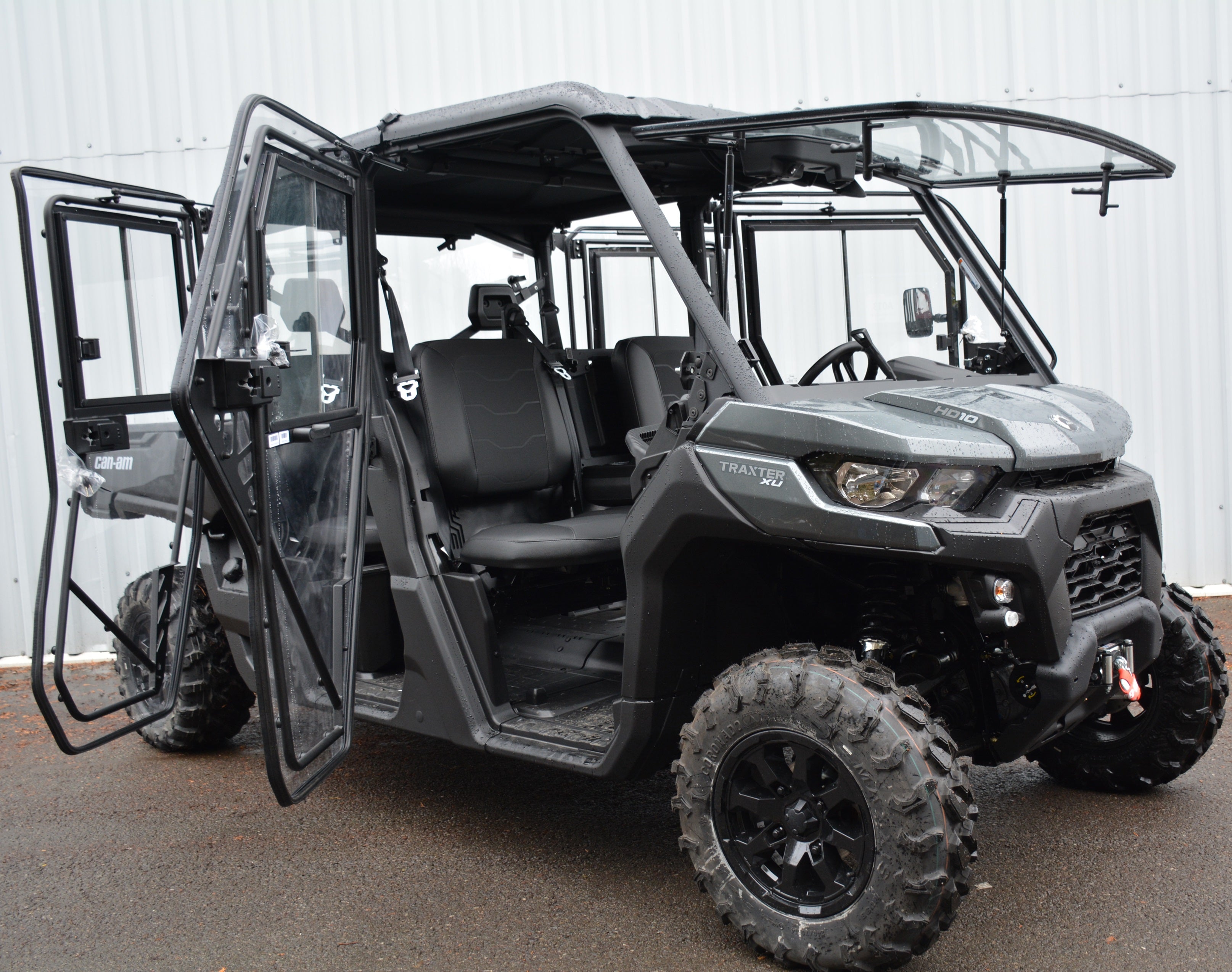 DFK Premium Full cab  + wiper/ washer, heating Can-Am Traxter MAX 2016-