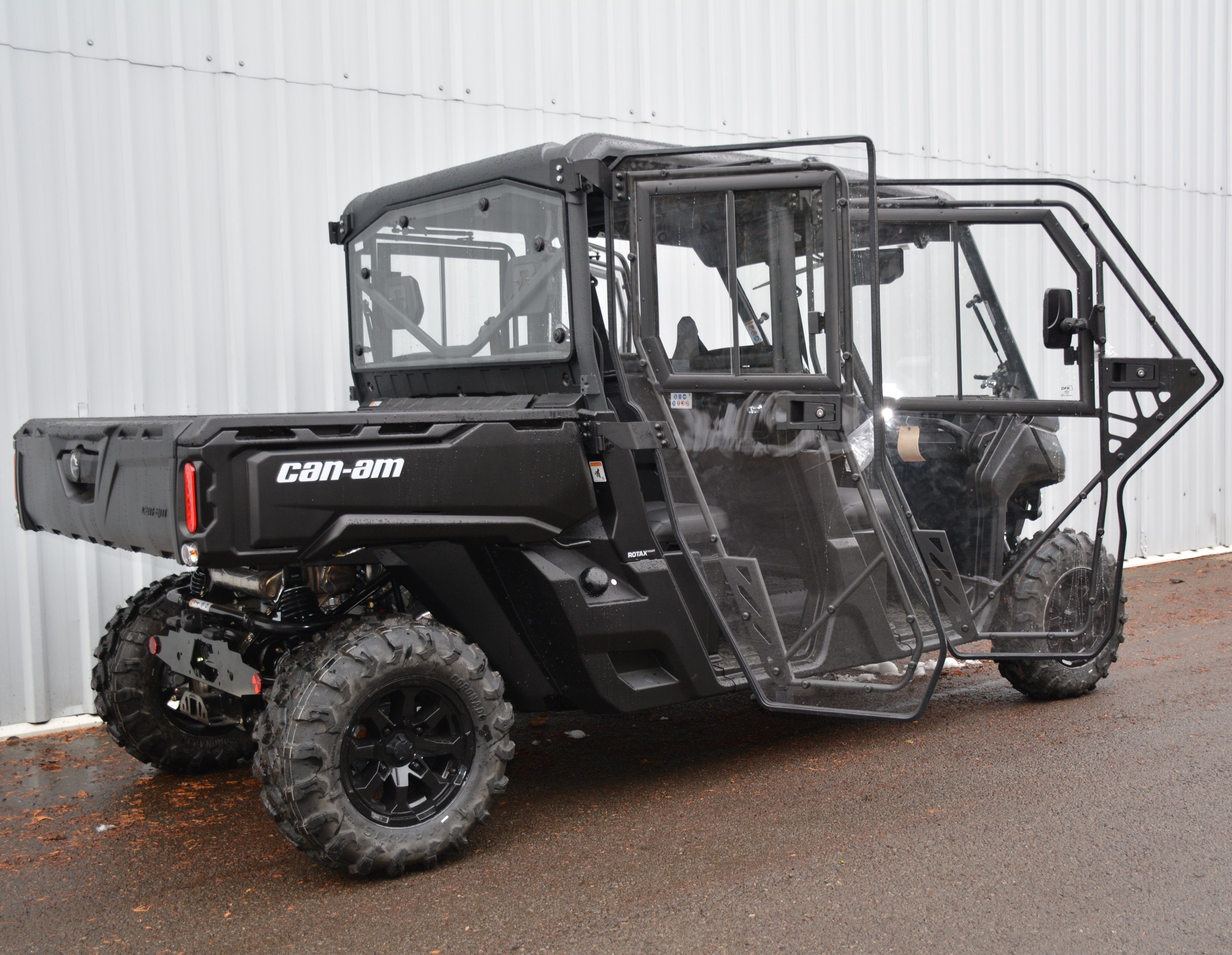 DFK Premium Full cab  + wiper/ washer, heating Can-Am Traxter MAX 2016-