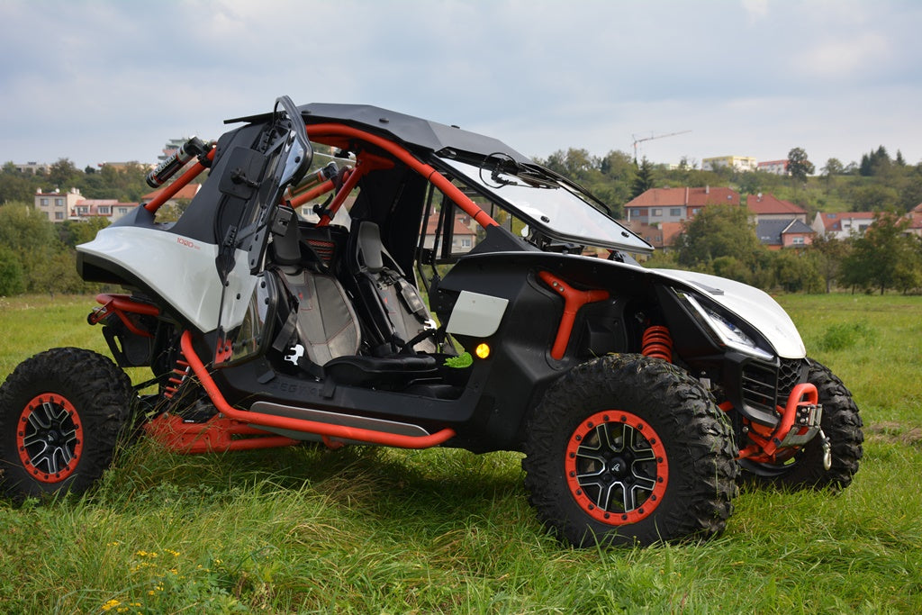Half cab (windshield, roof, rear panel) with wiper, washer Segway Villain