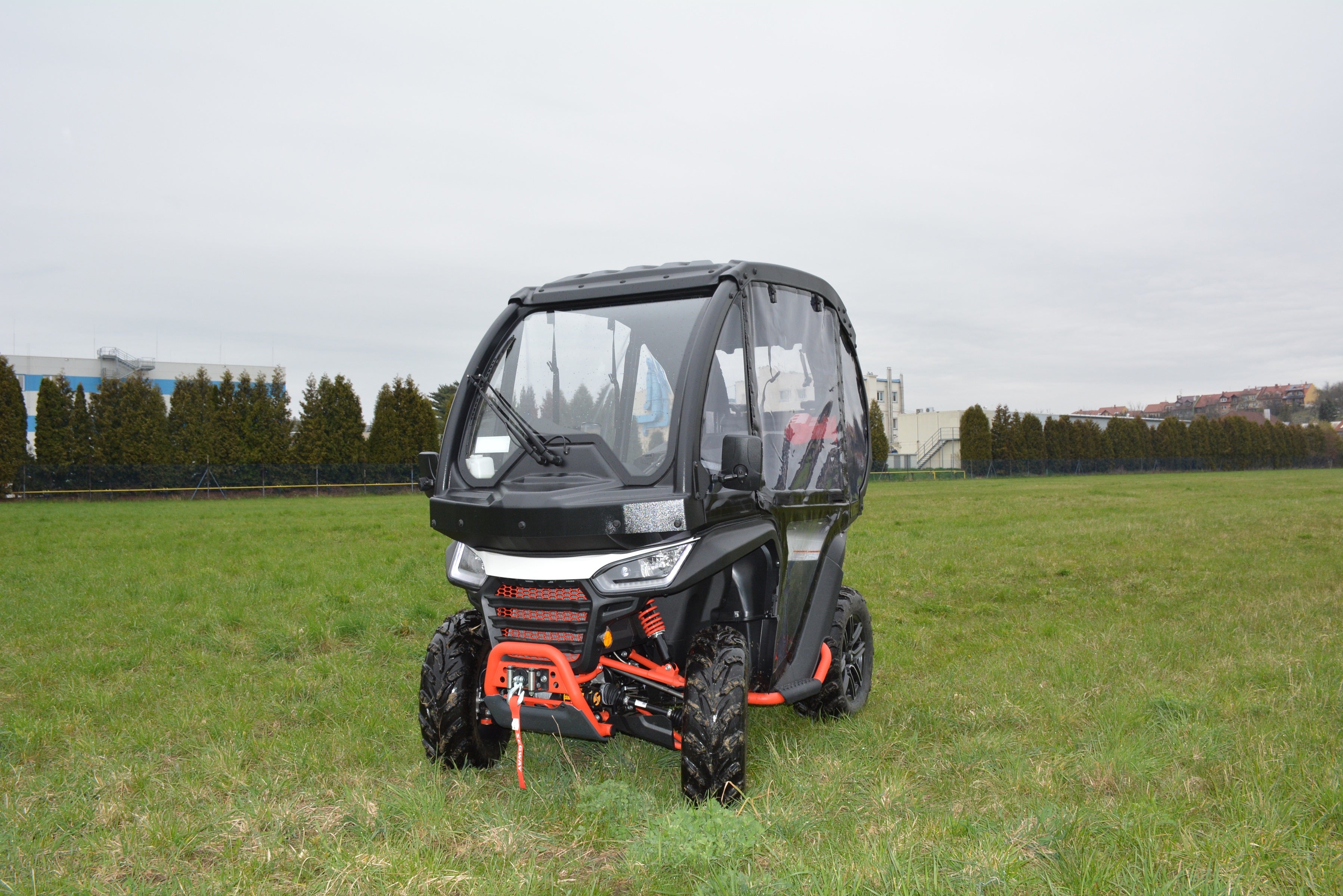 DFK Cab + wiper/ washer Segway Snarler AT6 S