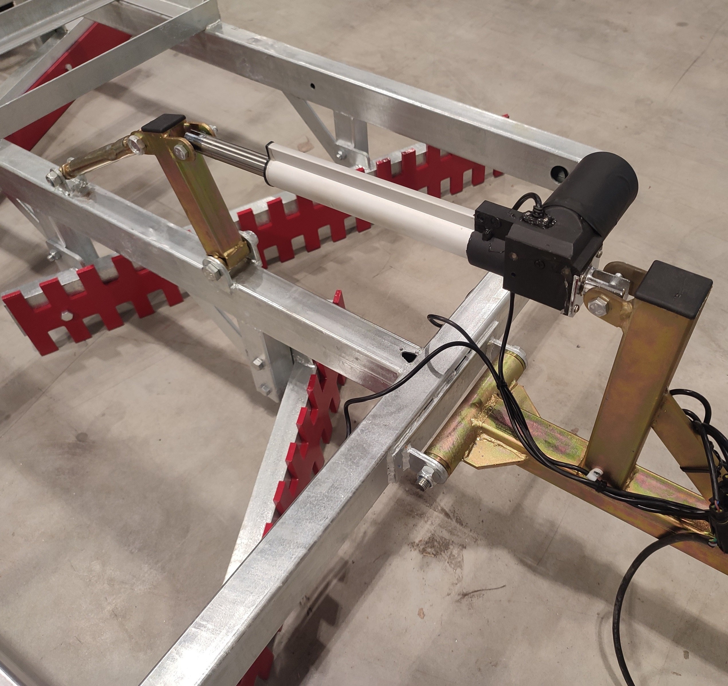 Cylinder operated Grader/Road scraper