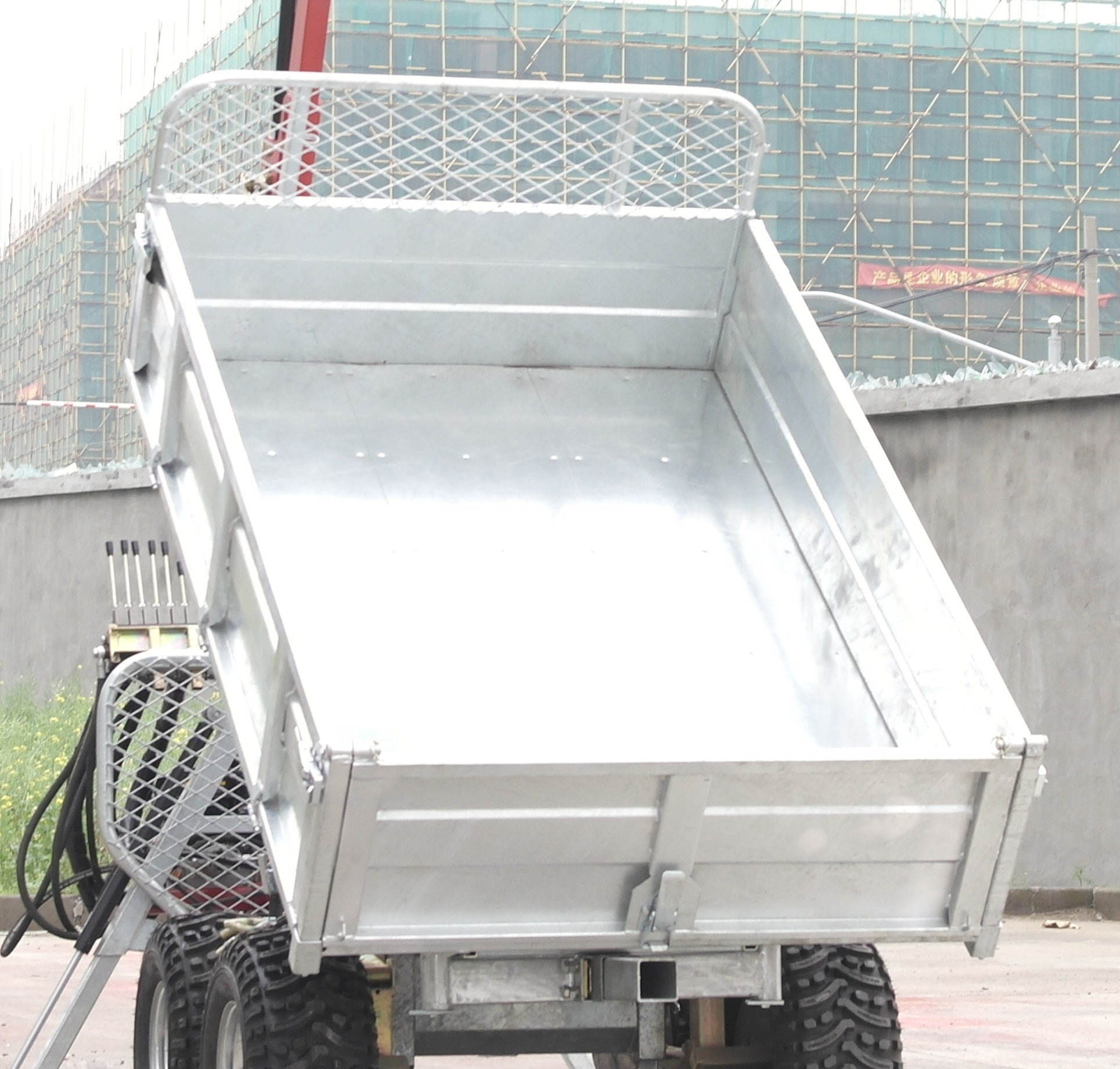 ATV Grapple crane Tipbox