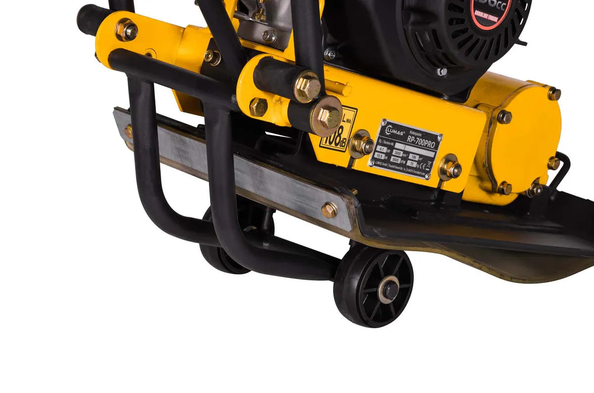 Lumag Tyskland 73kg platevibratorblekk. hjul/matt 5års garanti